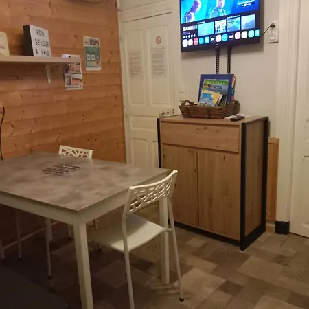 Au Pied Des Volcans D'auvergne Holiday home