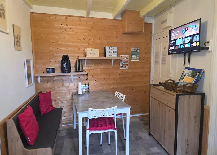 Au Pied Des Volcans D'auvergne * Айда